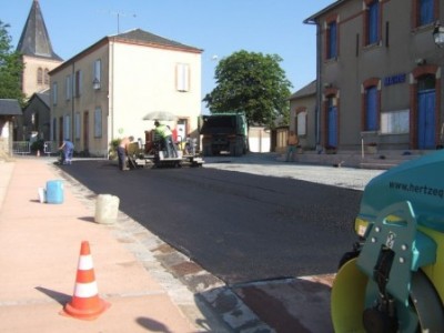 Aménagement de la place de la mairie à Paulinet dans le cadre d’une maitrise d’ouvrage déléguée - 2013