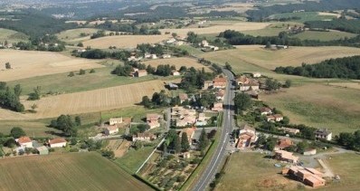 Prise de vue aérienne sur le hameau de Foncouverte à Bellegarde-Marsal - 2010