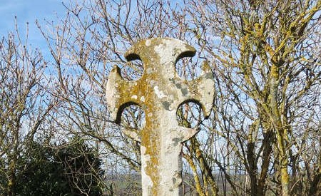 Croix en pierre
