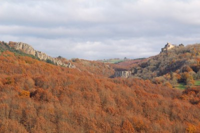 Gorges de l'Oulas et le château de Paulin à Paulinet